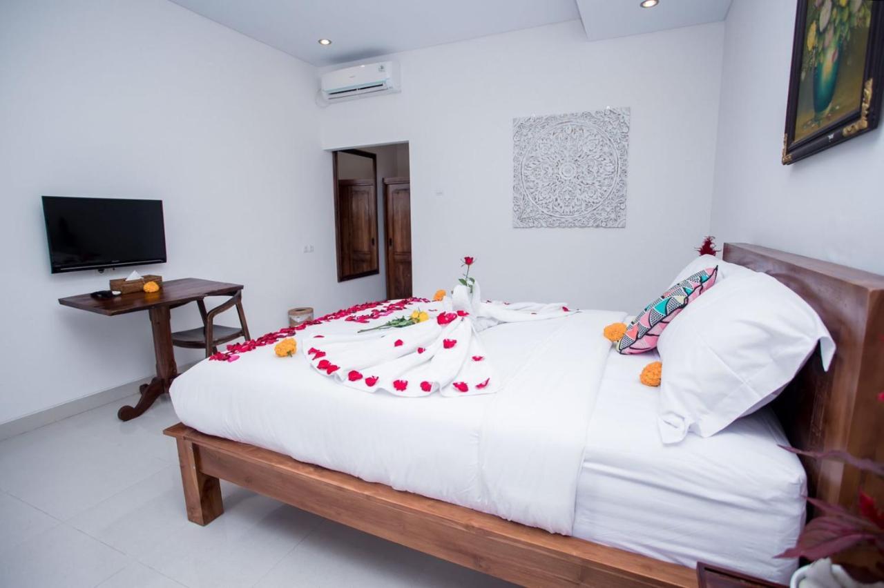 Villa Popolan And Guest House Ubud Esterno foto