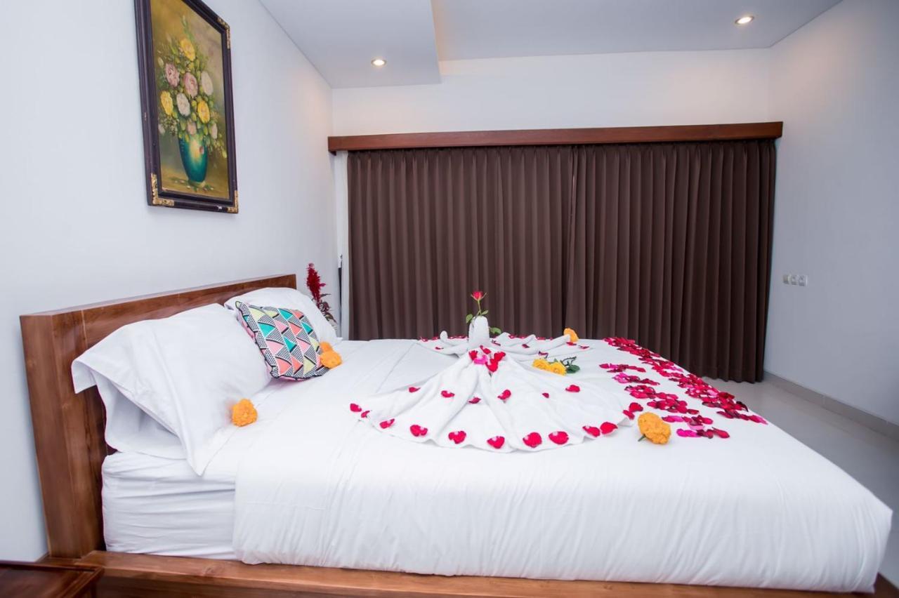 Villa Popolan And Guest House Ubud Esterno foto